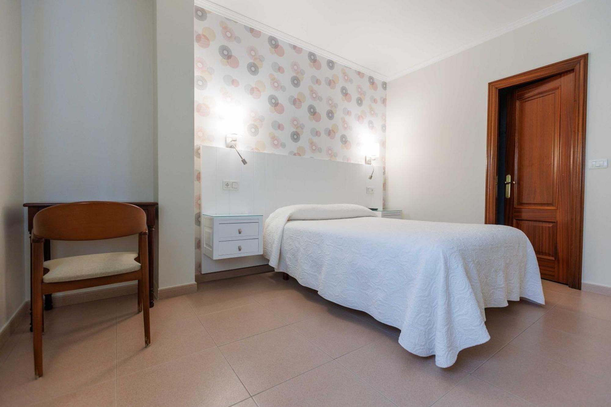 Hotel O Cruceiro Caldas De Reis Luaran gambar