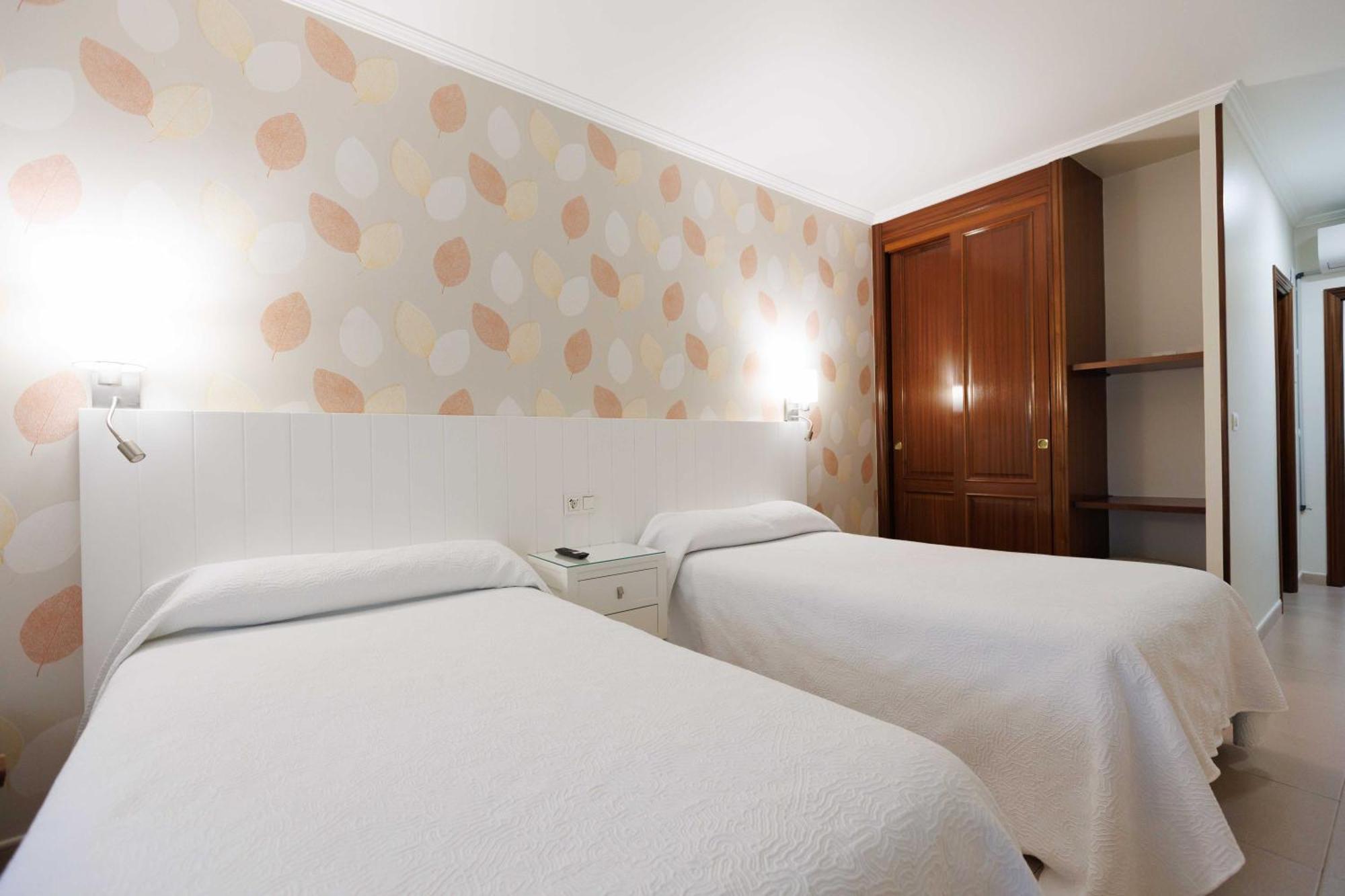 Hotel O Cruceiro Caldas De Reis Luaran gambar