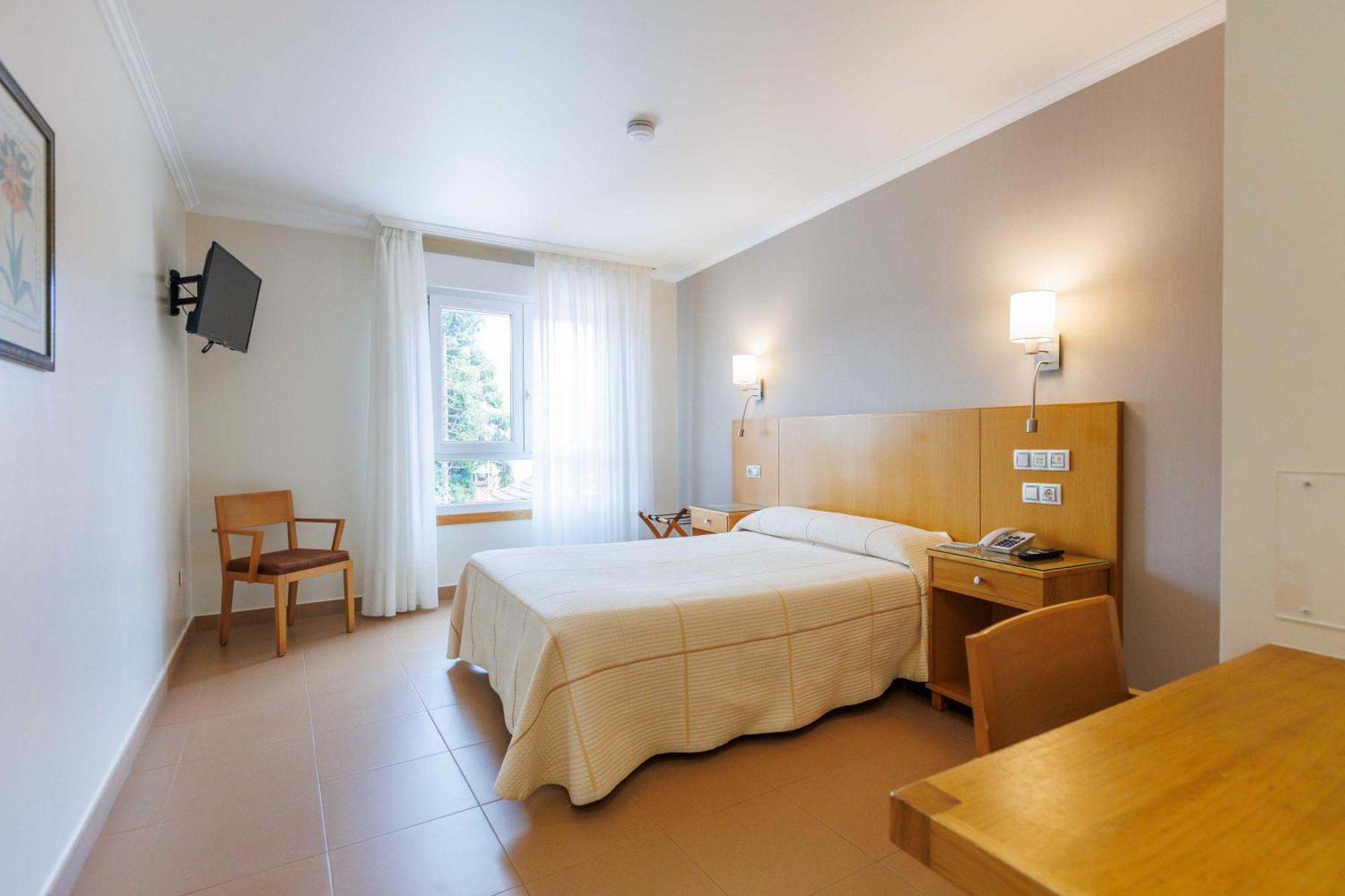 Hotel O Cruceiro Caldas De Reis Luaran gambar